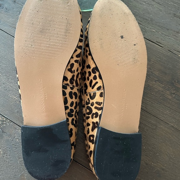 Banana Republic Calf Hair Leopard slides - Picture 4 of 6